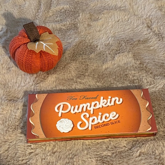 Too Faced Pumpkin Spice Second Slice Eyeshadow Palette - Picture 1 of 6